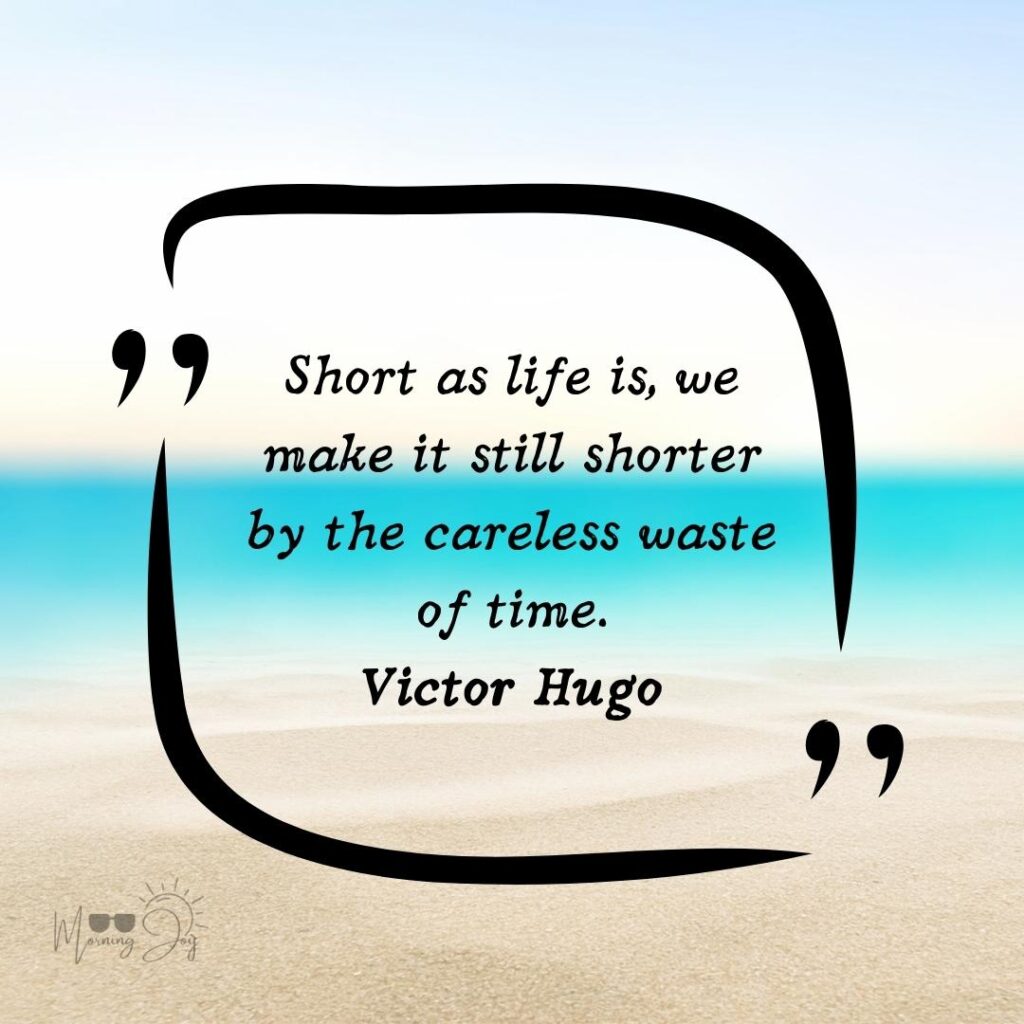 Inspiring Short Life Quotes in Mesmerizing Pictures 46 life is short quotes spend it with the ones you love-40