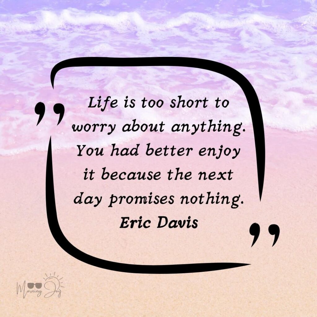 Inspiring Short Life Quotes in Mesmerizing Pictures 16 life is short quotes images-70